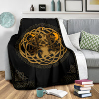 viking-skoll-and-haiti-blanket