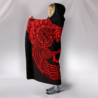 viking-hooded-blanket-raven-tattoo