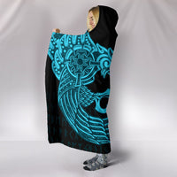 viking-hooded-blanket-raven-tattoo