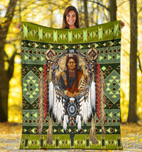 green-pattern-chief-blanket