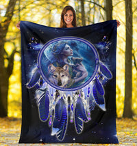 girl-and-wolves-dream-catcher-blanket