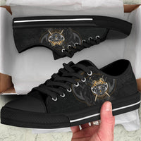 viking-low-top-shoes-lion