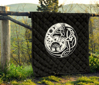 Viking Premium Quilt, Skoll and Hati Rune Tattoo RLT12 - Wonder Print Shop
