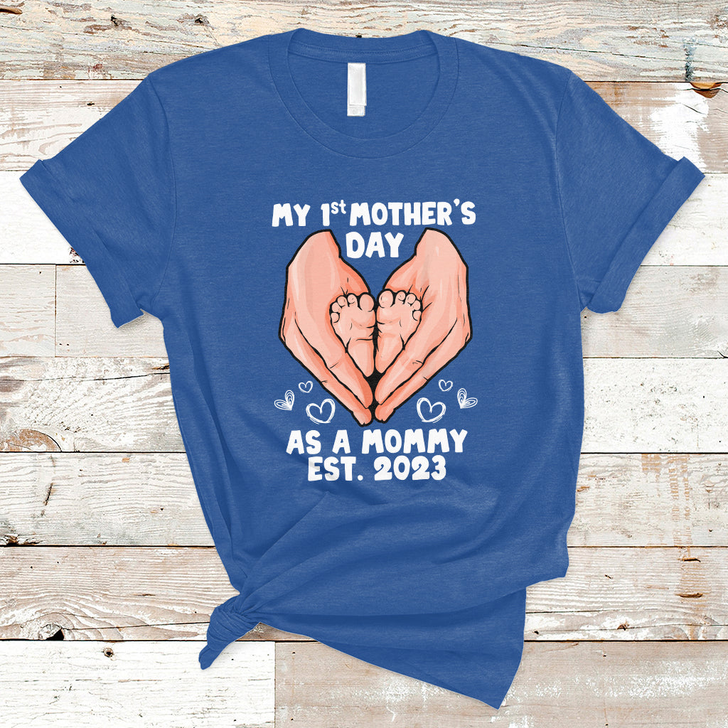 My First Mother's Day As a Mommy Cute Pregnancy Announcement Mother's Hands Baby's Feet T Shirt - Wonder Print Shop
