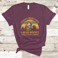 Vintage That's What I Do I Read Books And I Know Things Cat Reading Lover Bookworm T Shirt - Wonder Print Shop