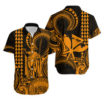 Hawaii Couple Outfit Ideas King Kamehameha Day Couples Long Dress and Hawaiian Shirt Paradise of the Pacific Tribal Kakau with Kanaka Maoli - Gold LT9 - Wonder Print Shop