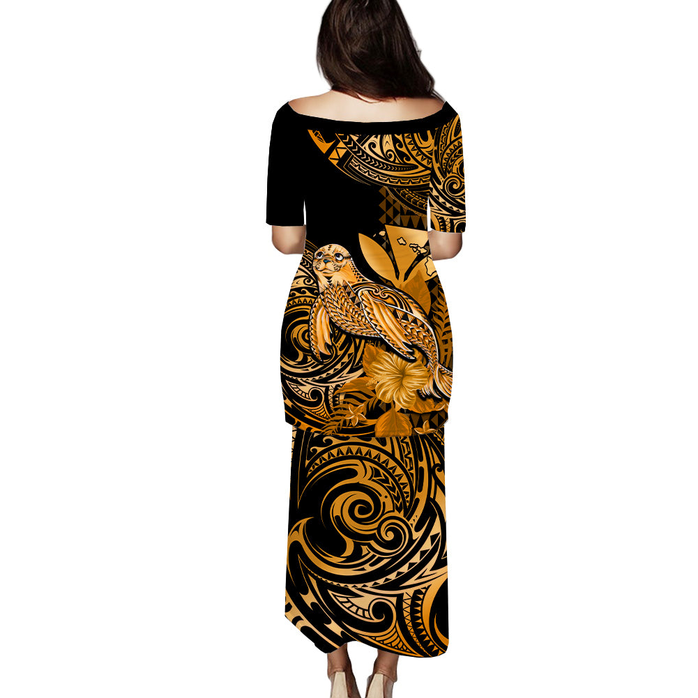Matching Outfit For Couples Hawaii Monk Seal Puletasi Dress and Hawaiian Shirt Polynesian Kakau With Kanaka Gold - Wonder Print Shop