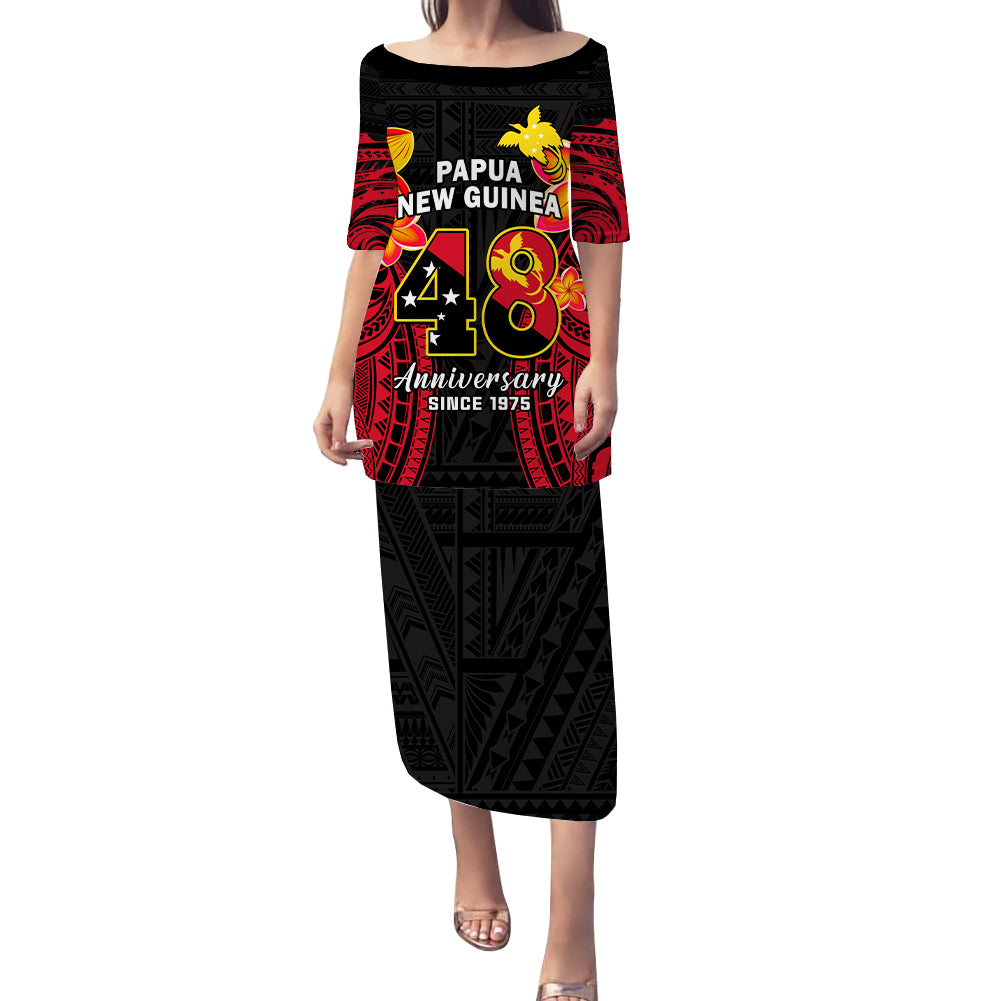 Matching Outfit For Couples Papua New Guinea Independence Day Puletasi Dress and Hawaiian Shirt Papua New Guinea Since 1975 - Wonder Print Shop