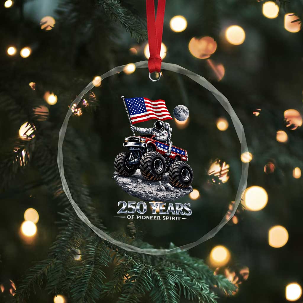 Astronaut 250 Years Of Pioneer Spirit Crystal Glass Ornament USA 250th Anniversary