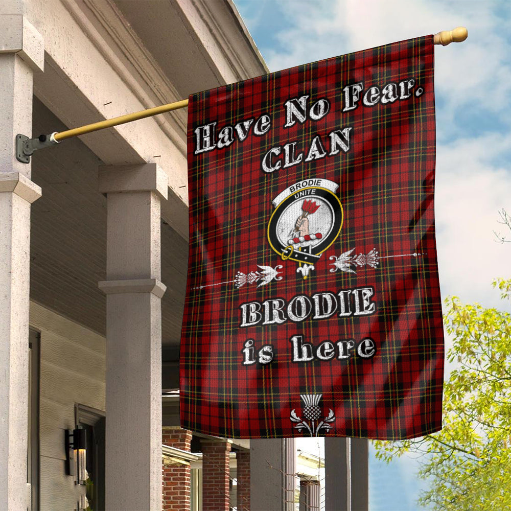 brodie-clan-tartan-flag-family-crest-have-no-fear-tartan-garden-flag