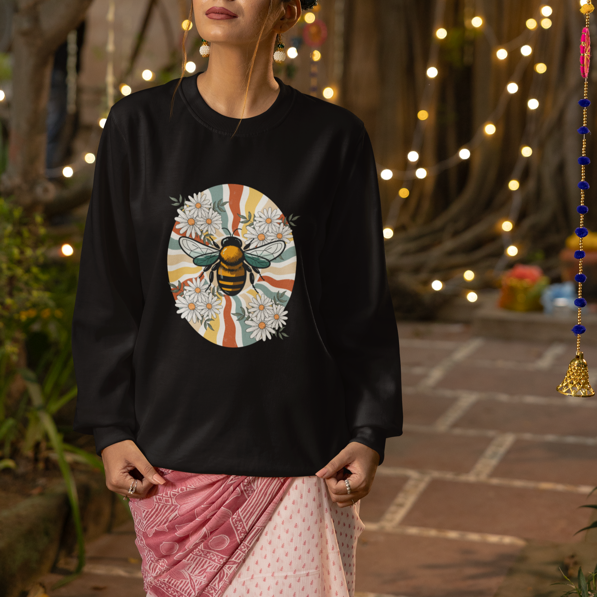 Vintage Bee Daisy Flowers Retro Groovy Sweatshirt - Wonder Print Shop