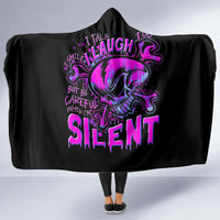 graffiti-skull-hooded-blanket-i-talk-i-smile-but-be-carefull-when-i-silent