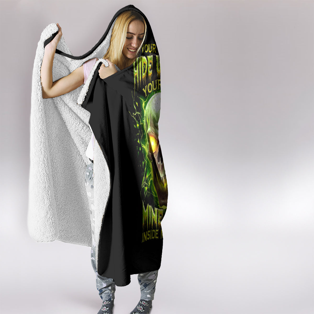 thunder-skull-hooded-blanket-my-demon-hide-inside-my-head