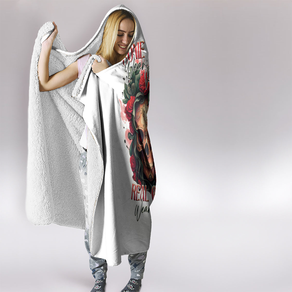 rose-skull-hooded-blanket-some-girl-wear-pink-real-girl-wear-ink
