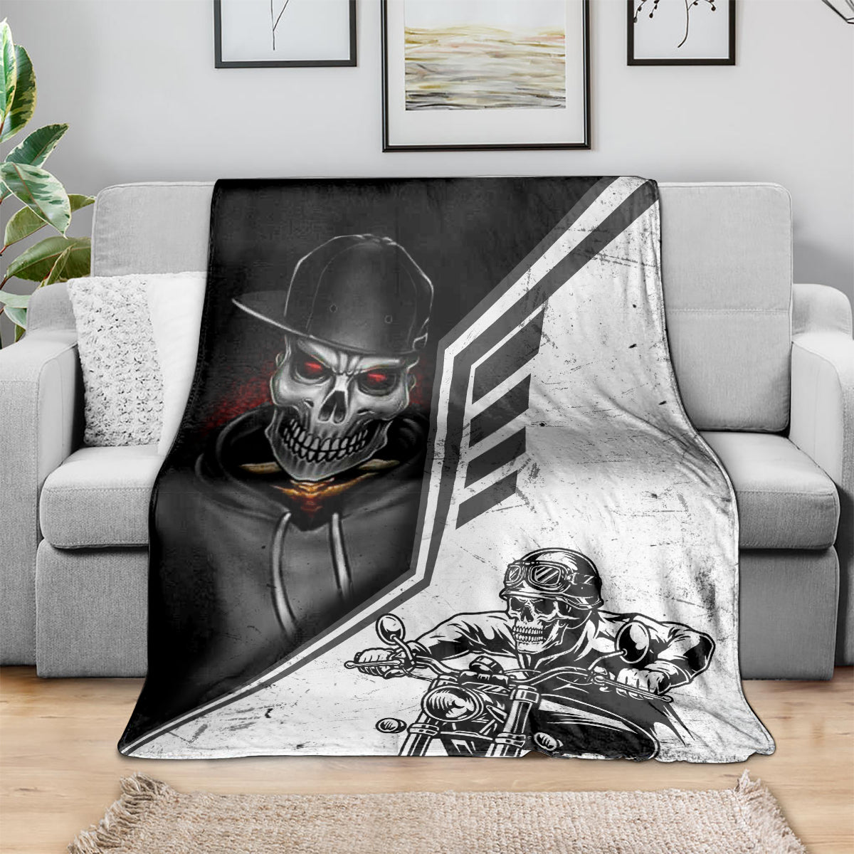 skull-blanket-riding-motocycle