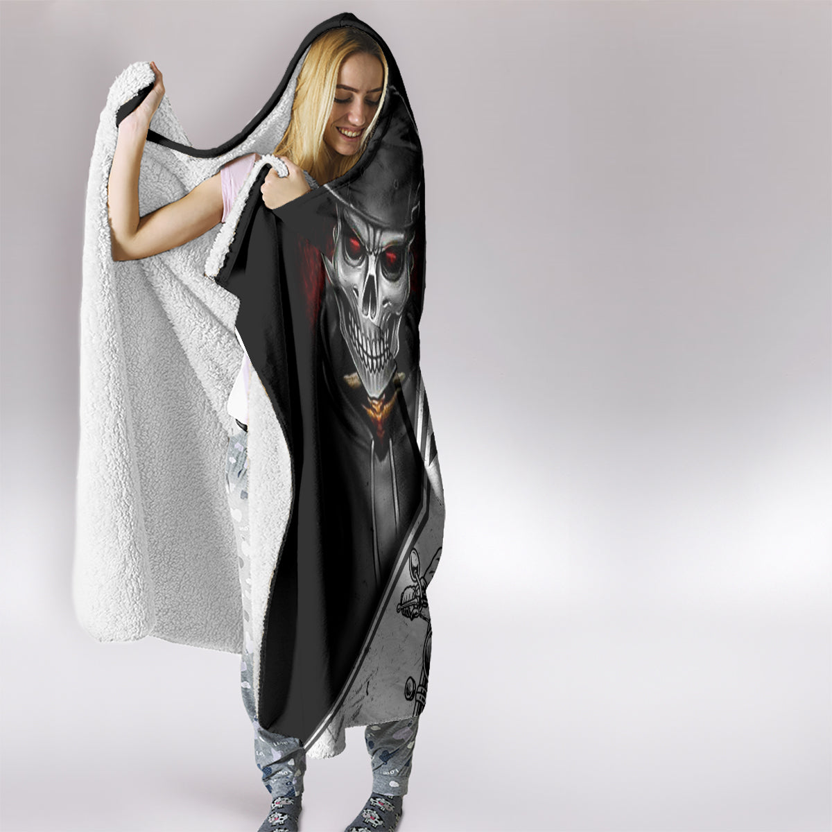 skull-hooded-blanket-riding-motocycle