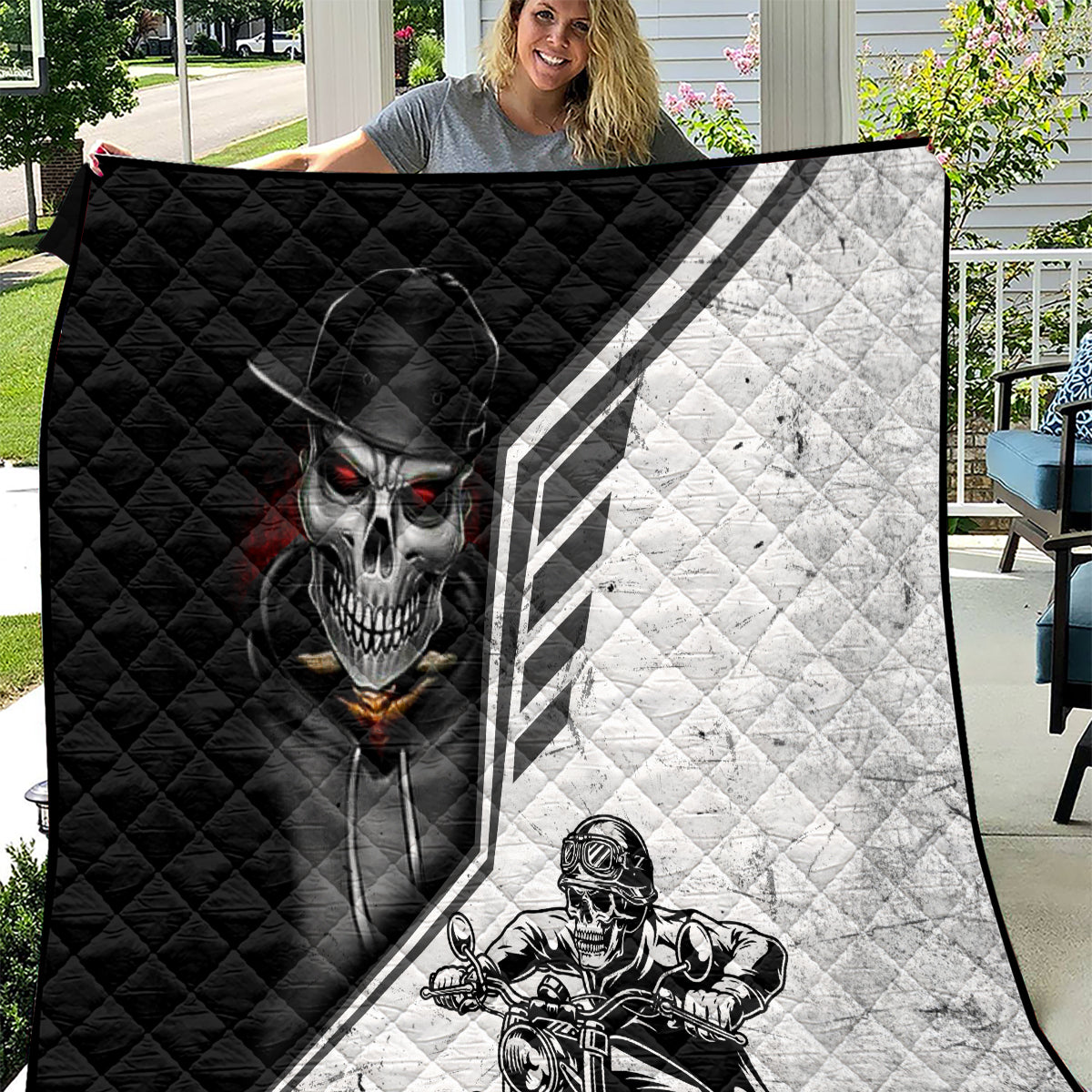 Skull Quilt Riding Motocycle - Wonder Print Shop