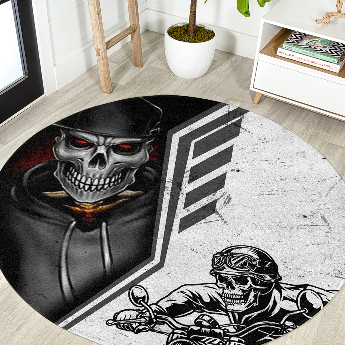skull-round-carpet-riding-motocycle