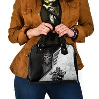 skull-shoulder-handbag-riding-motocycle