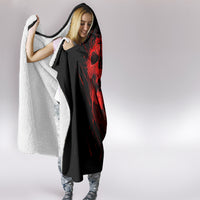 skull-hooded-blanket-bloody-skull-scream