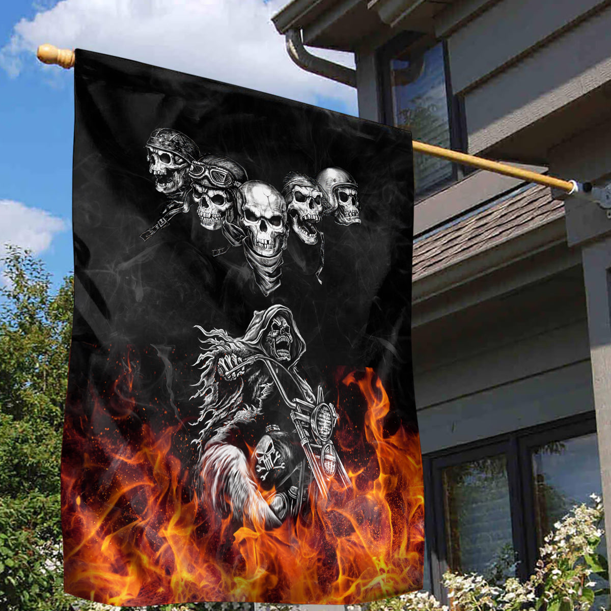 Skull Garden Flag Five Skull With Motocycle - Wonder Print Shop
