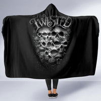 skull-hooded-blanket-twisted-head-skull