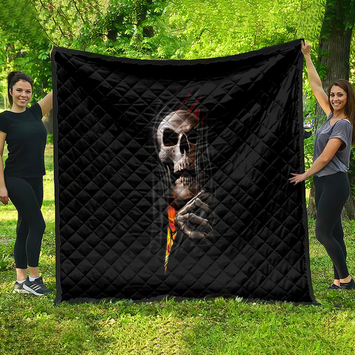 Skull Quilt Skeleton Ripped Inside Flame - Wonder Print Shop