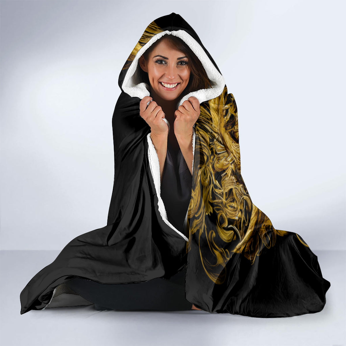 skull-hooded-blanket-golden-warrior-royal