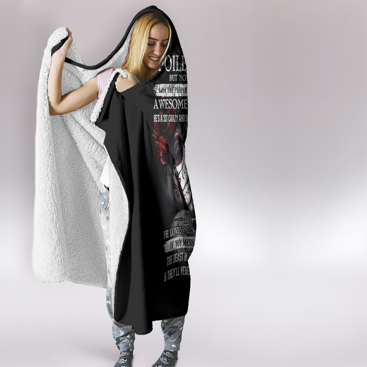 skull-hooded-blanket-skull-girl-spoiled-wife