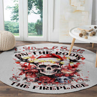 skull-santa-claus-round-carpet-i-heard-santa-on-the-roof-so-i-turned-on-fireplace