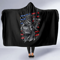 american-skull-hooded-blanket-in-gun-we-trust
