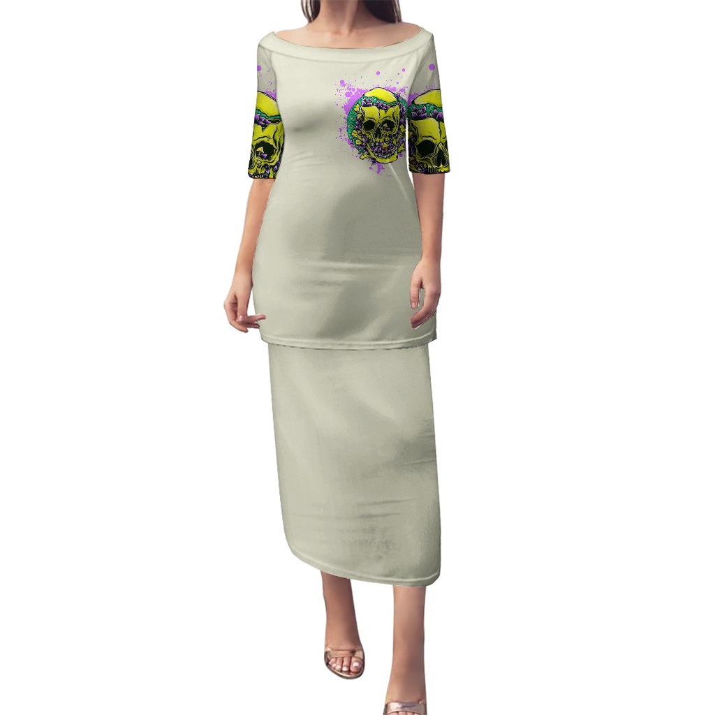 Flower Skull Puletasi Iam Who Iam Your Approval Isn't Need - Wonder Print Shop