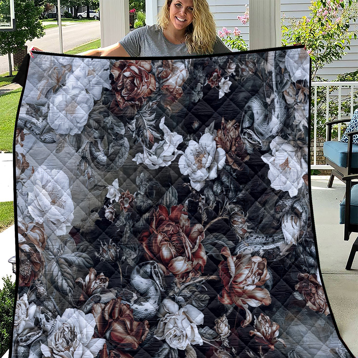 Skulls Roses And White Snakes Quilt - Wonder Print Shop