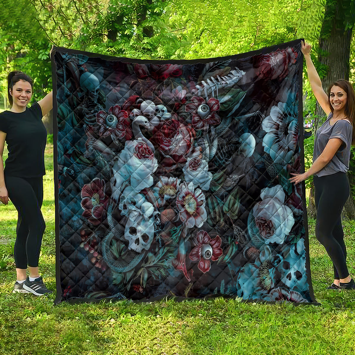 Eyes of Darkness Quilt - Wonder Print Shop