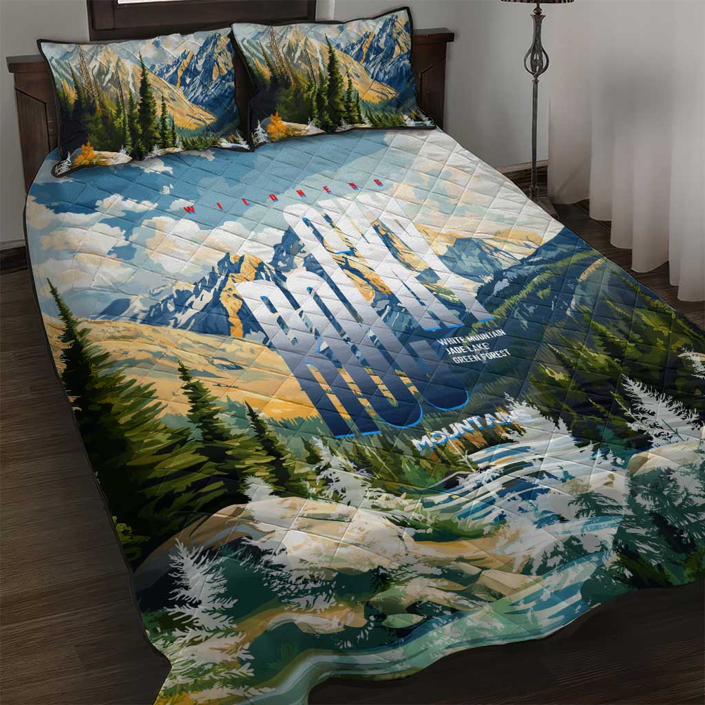 Wilderness of Rocky Mountains Quilt Bed Set