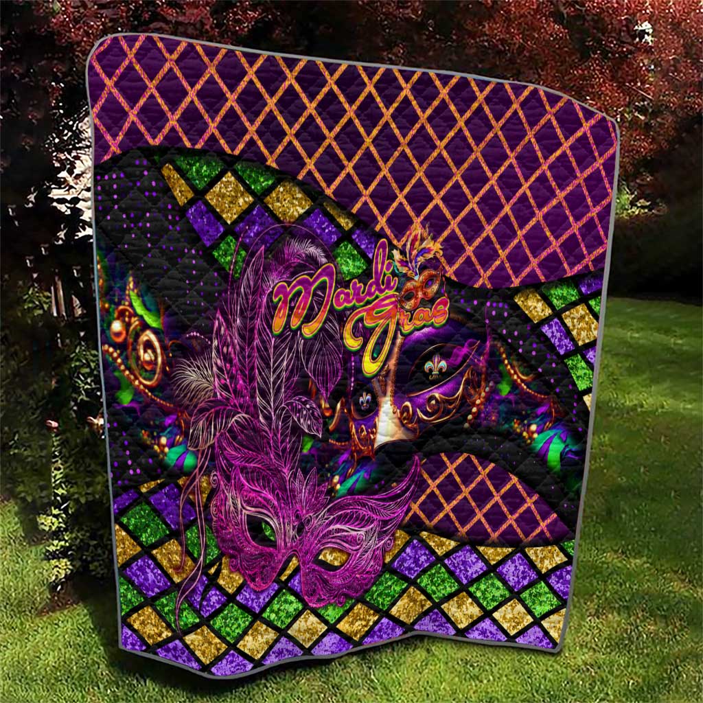 Happy Mardi Gras Quilt Mask Feather Colorfull - Wonder Print Shop