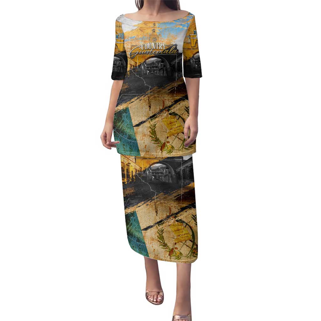 Guatemala Country Pride Family Matching Puletasi and Hawaiian Shirt Grunge Map Art with National Landmark Flag Texture - Wonder Print Shop