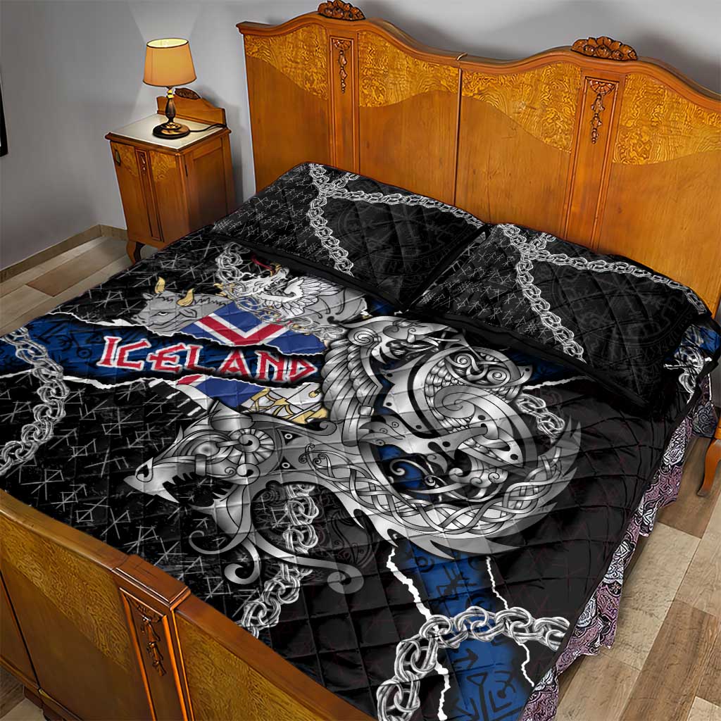 Iceland Vikings Quilt Bed Set Nordic Lion Bound in Runes and Chains