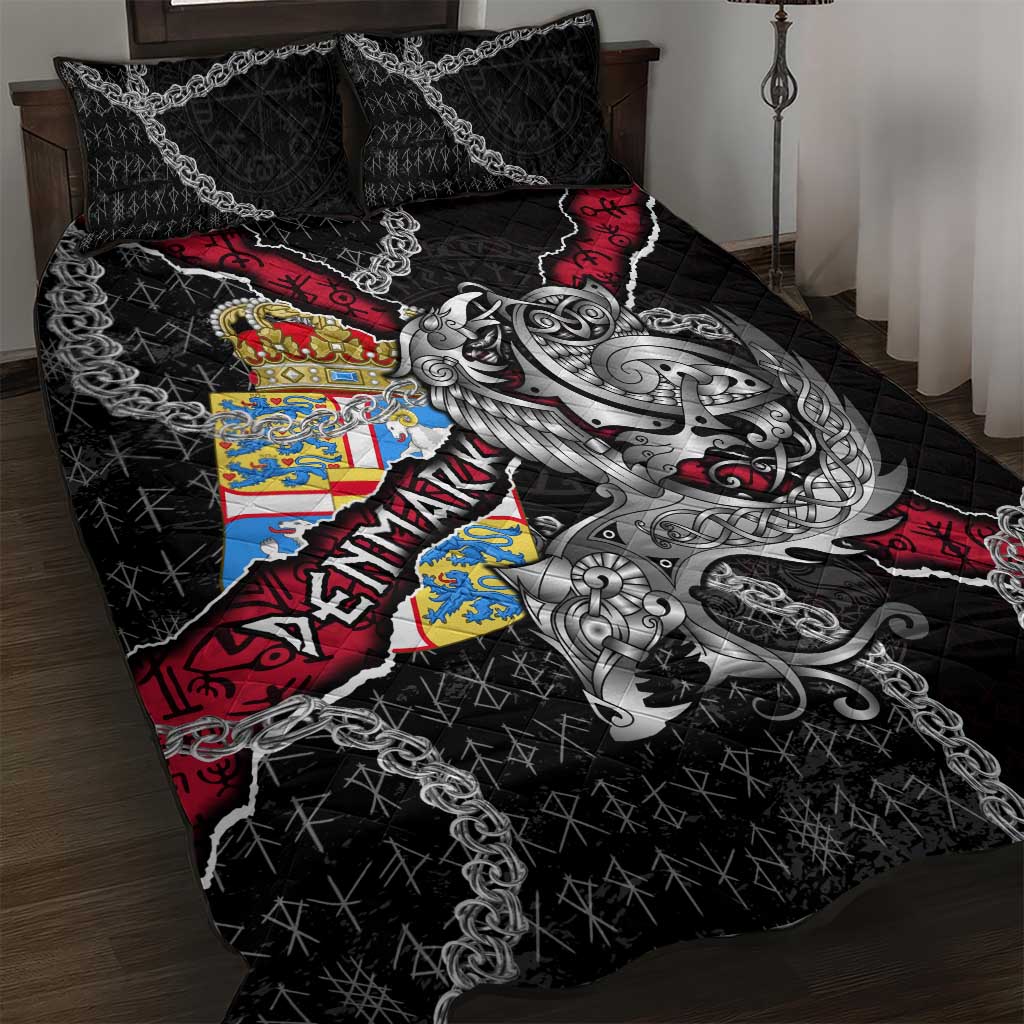 Denmark Vikings Quilt Bed Set Nordic Lion Bound in Runes and Chains