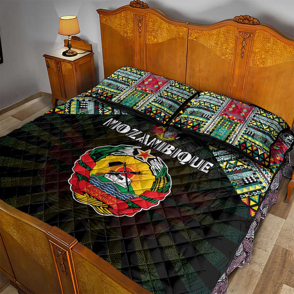 Mozambique Roots Quilt Bed Set African Map in Fingerprint and Tribal Colors