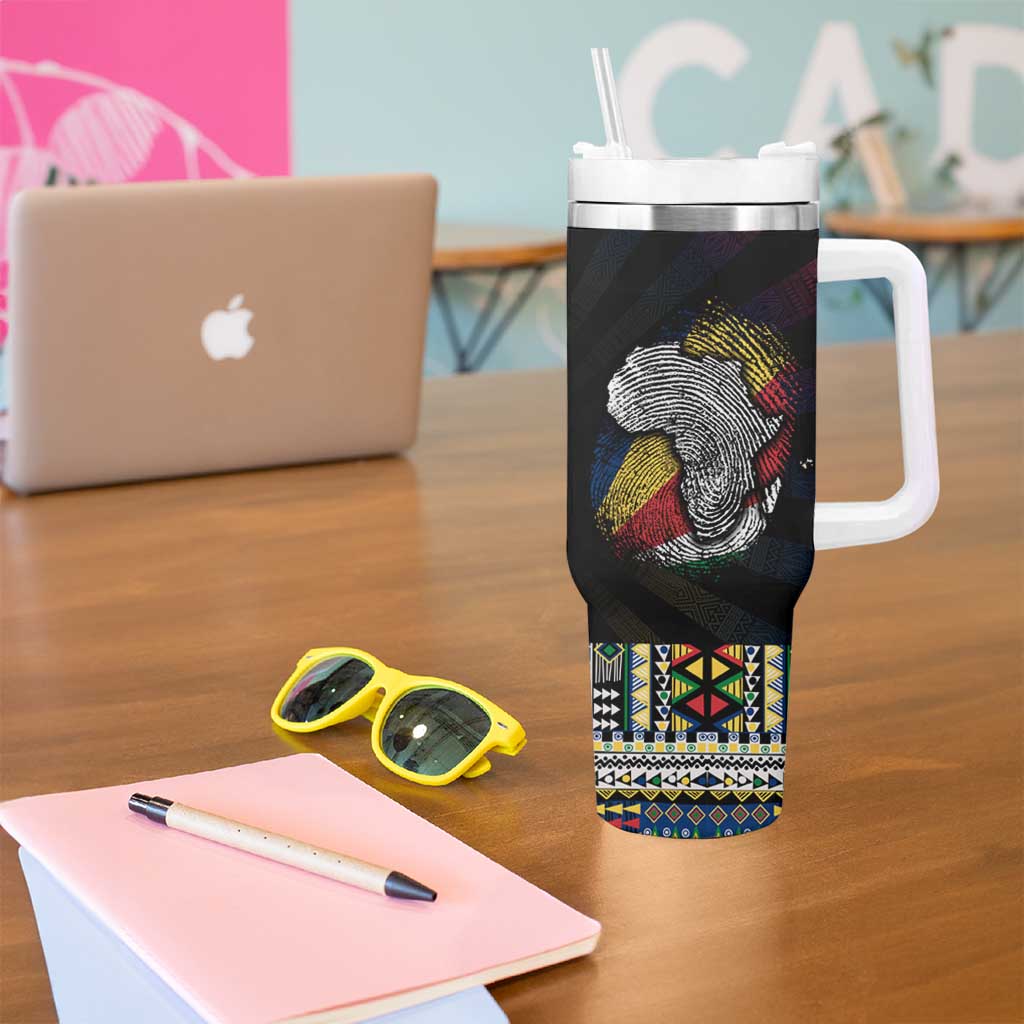 Seychelles Roots Tumbler With Handle African Map in Fingerprint and Tribal Colors