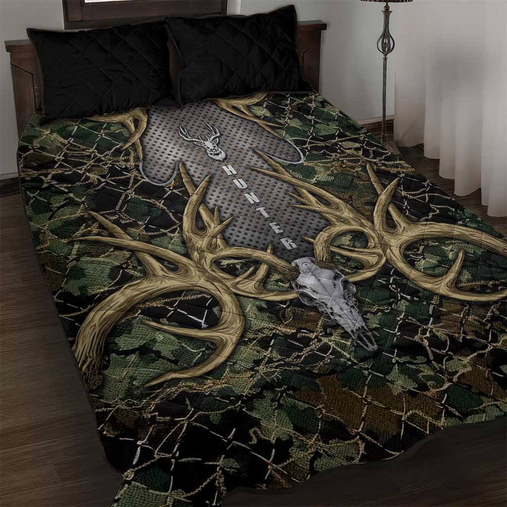 Skull Deer Hunting Camouflage Pattern Quilt Bed Set Rustic Hunting Metal Mesh Background Art - Wonder Print Shop