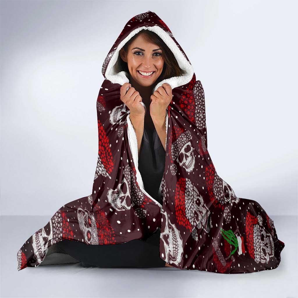 Xmas Skulls Love Christmas Cocktails Hooded Blanket