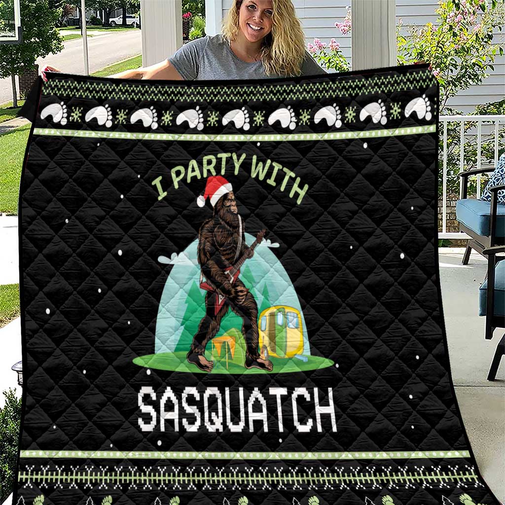 I'm Party With Sasquatch Camping Quilt I'm Party With Sasquatch - Wonder Print Shop