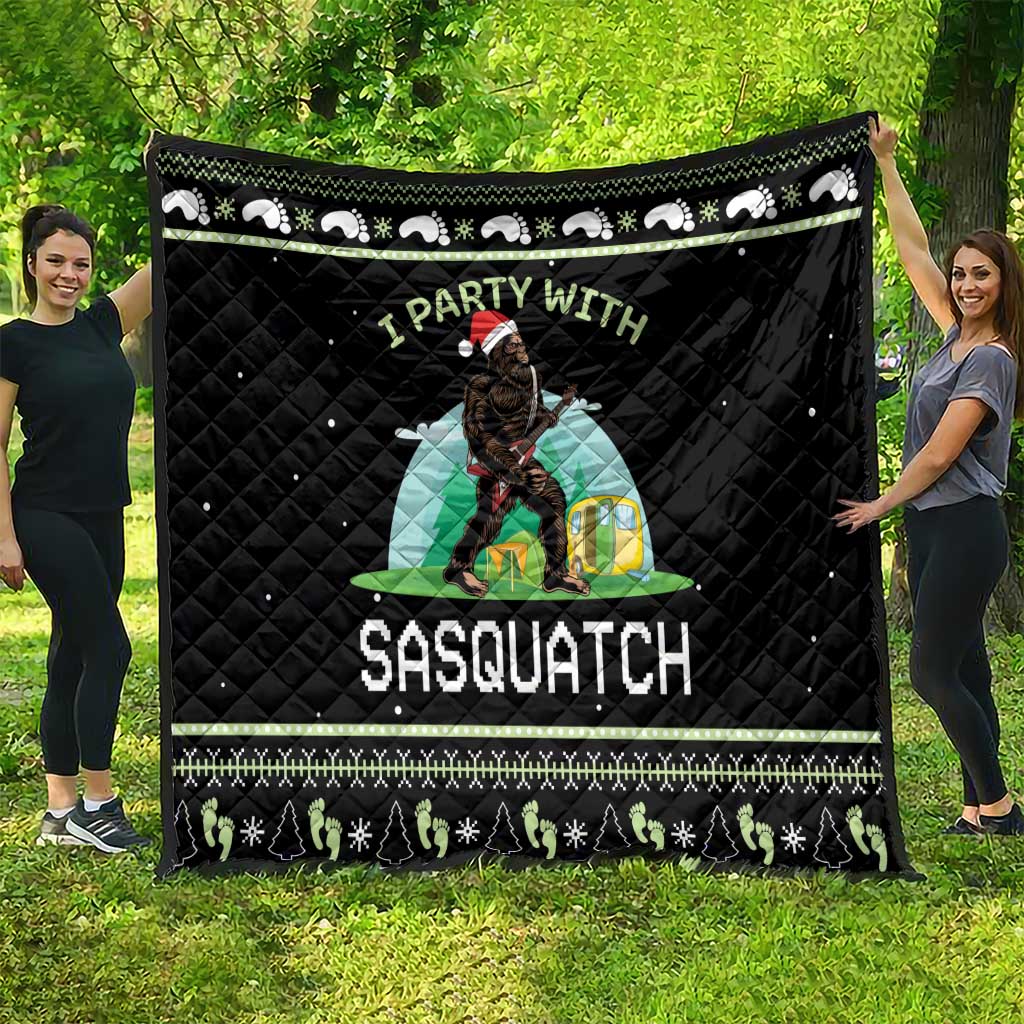 I'm Party With Sasquatch Camping Quilt I'm Party With Sasquatch - Wonder Print Shop