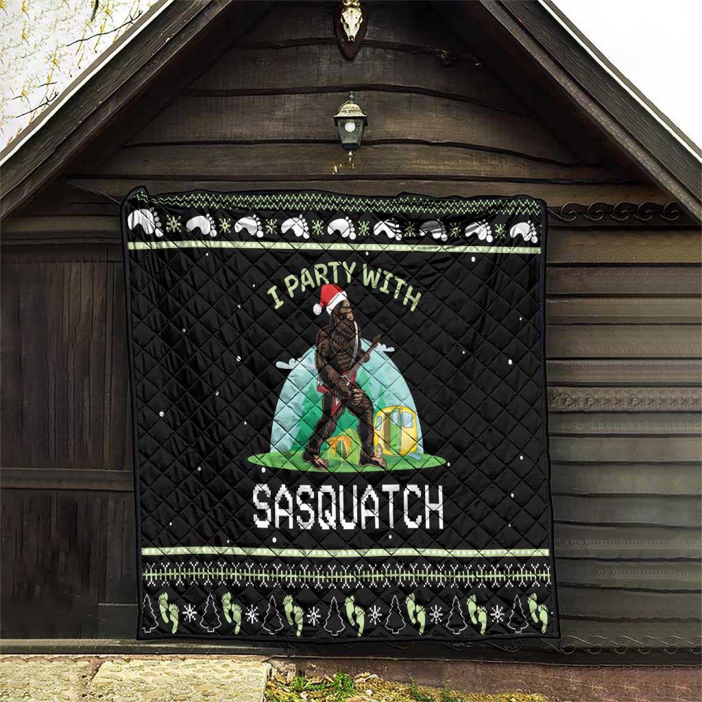 I'm Party With Sasquatch Camping Quilt I'm Party With Sasquatch - Wonder Print Shop