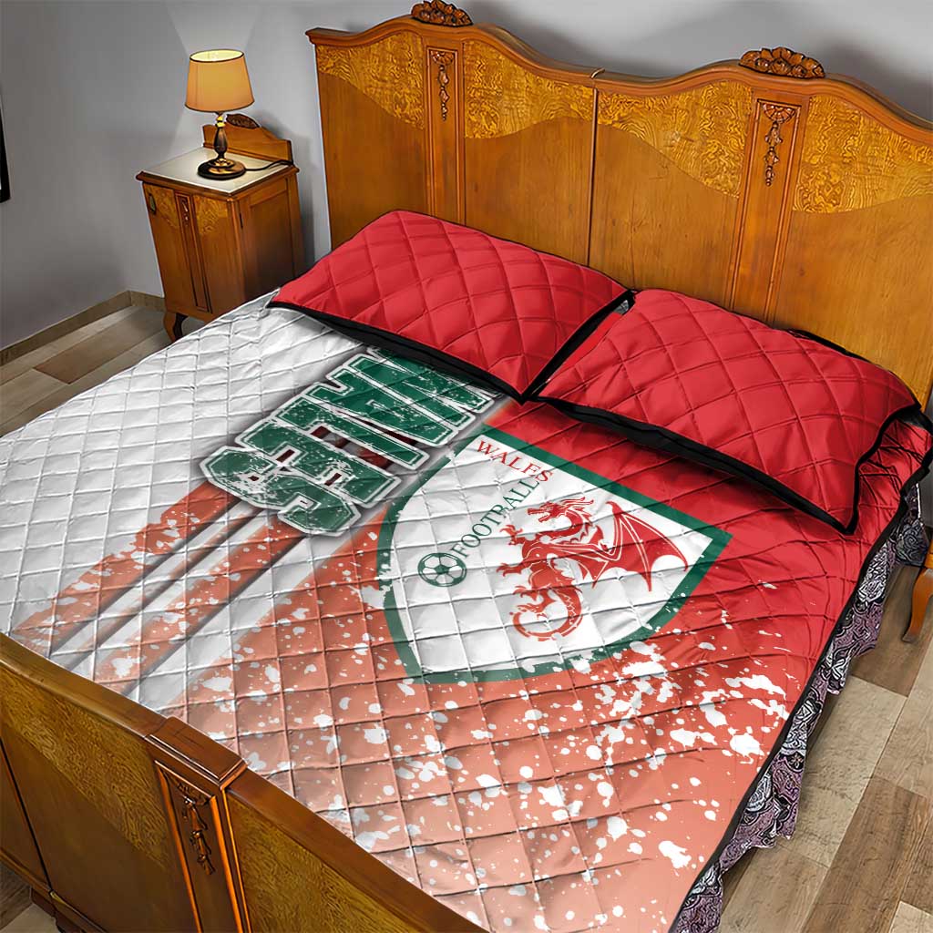 Wales Football Quilt Bed Set The Dragons Soccer - Road To Champion - Wonder Print Shop