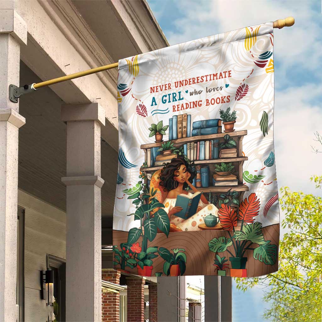 Never Underestimate A Girl Who Loves Reading Books Garden Flag