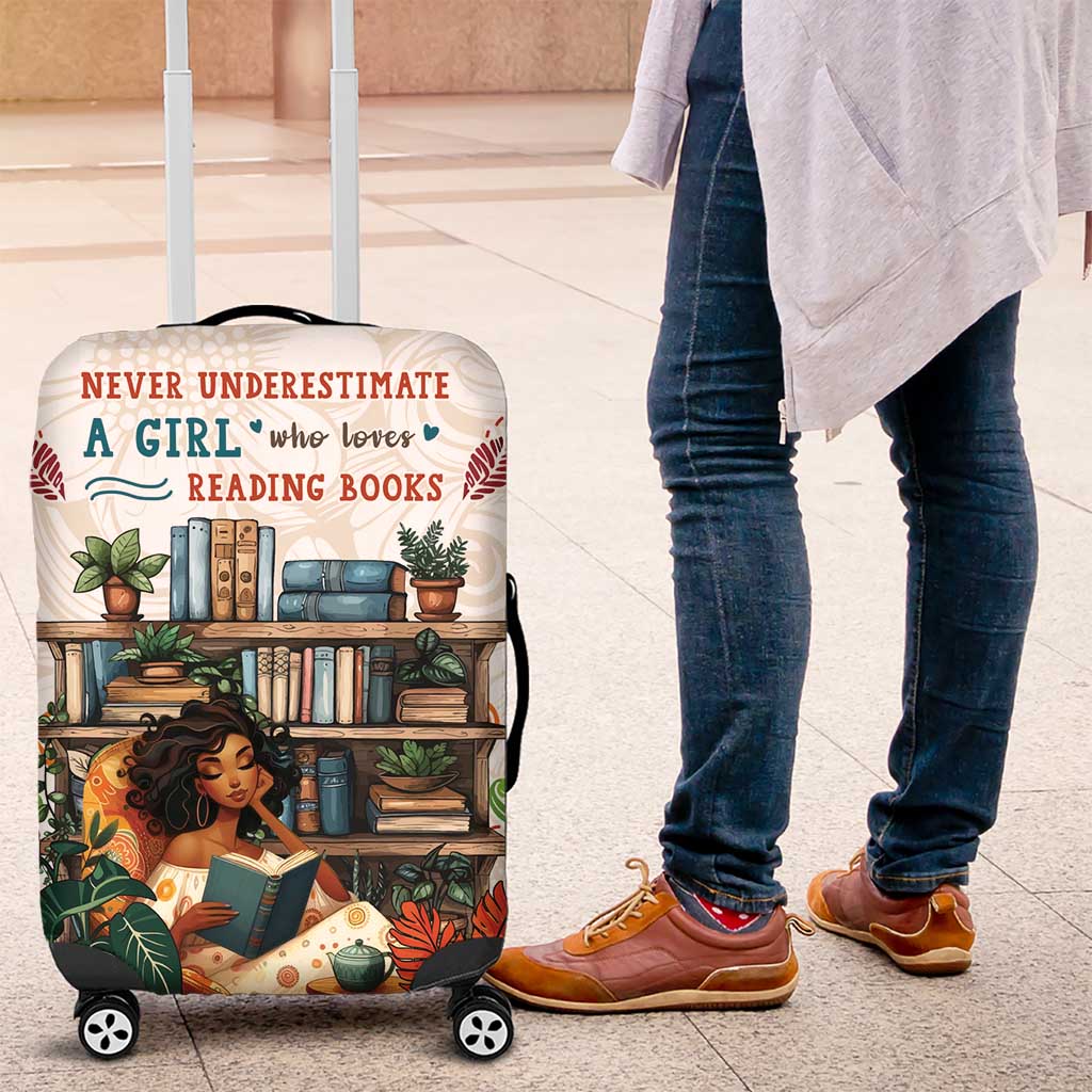 Never Underestimate A Girl Who Loves Reading Books Luggage Cover