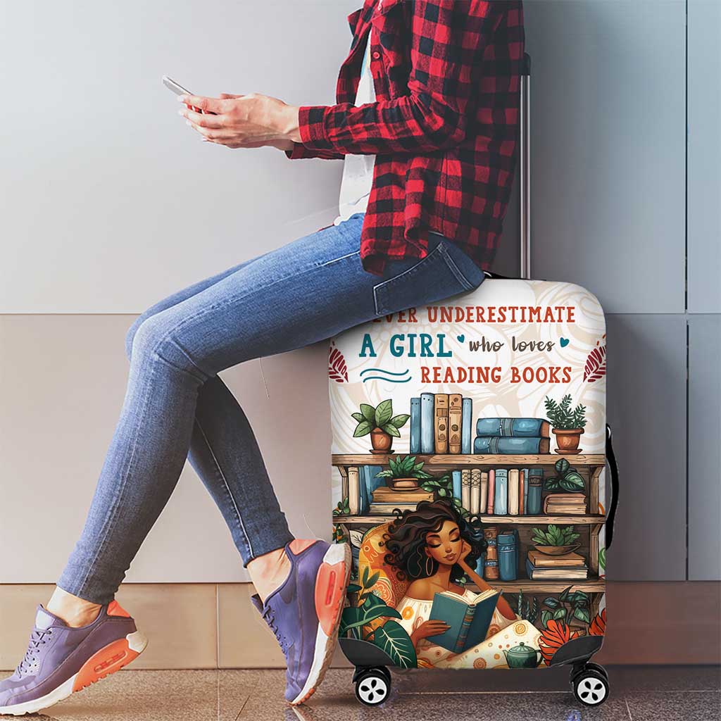 Never Underestimate A Girl Who Loves Reading Books Luggage Cover